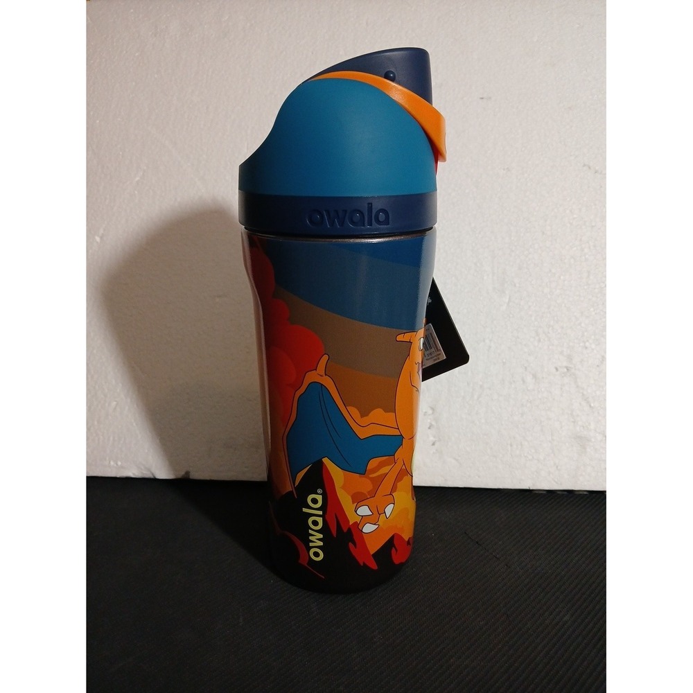 Charizard Owala 16 Ounce Freesip Limited Edition Pokemon Collectible Cup NWT - Picture 4 of 5
